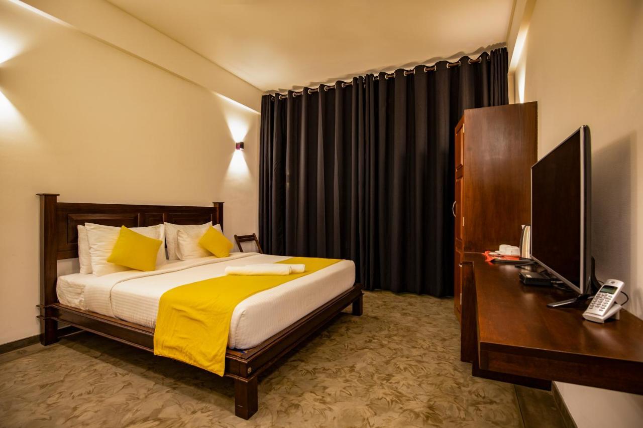 Kalapuwa Resort バラピティヤ エクステリア 写真